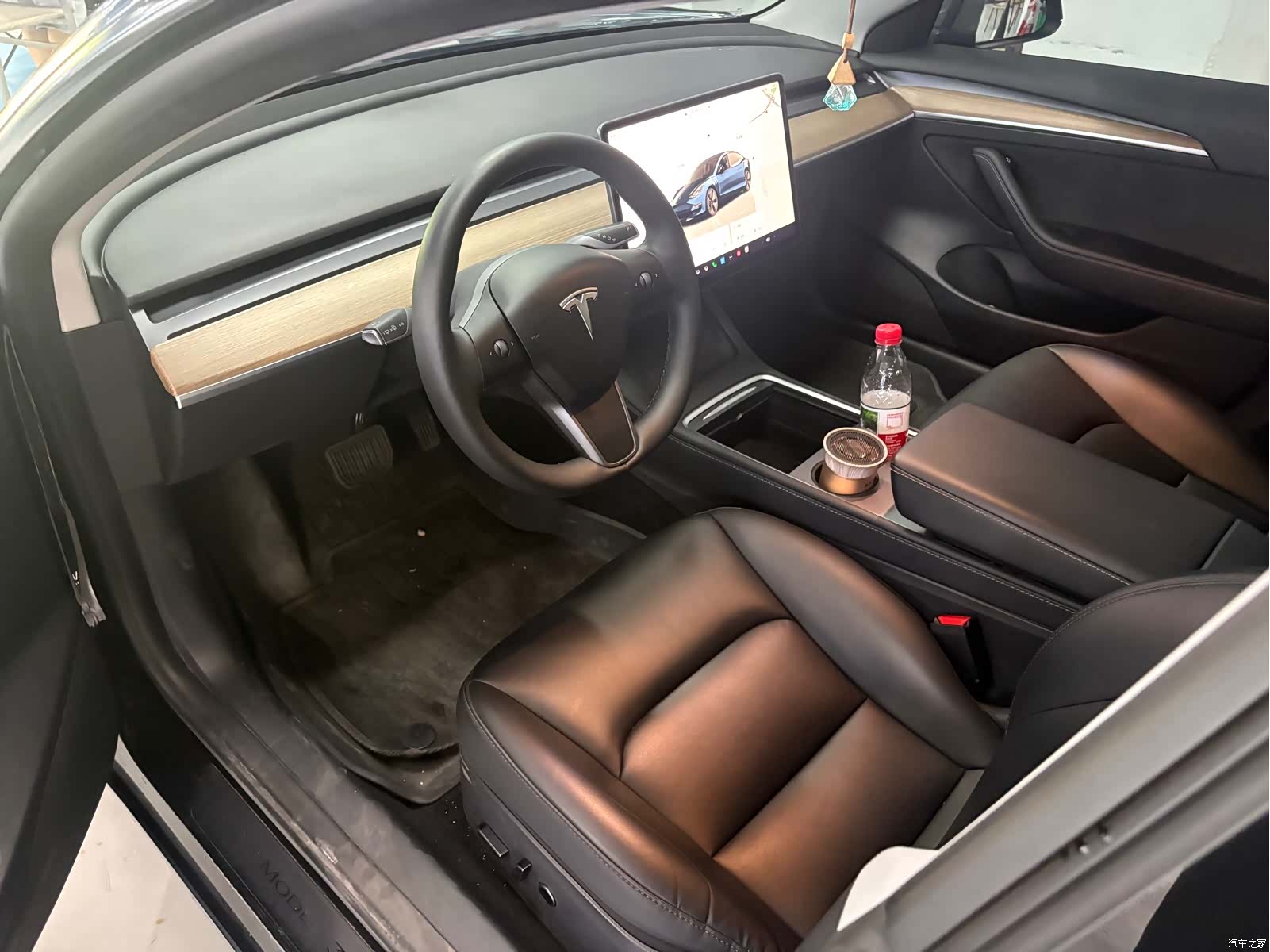 Tesla Model 3, 2023 3