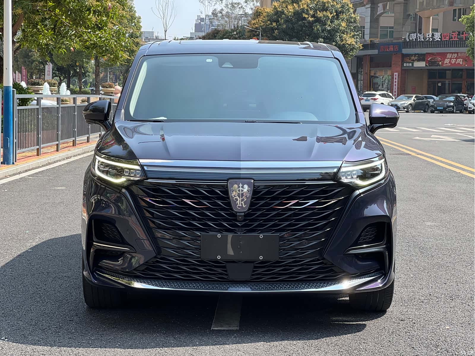 Roewe iMAX8, 2021 2
