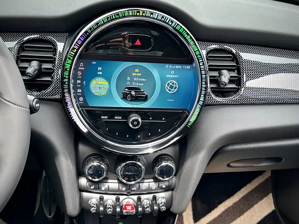MINI JCW