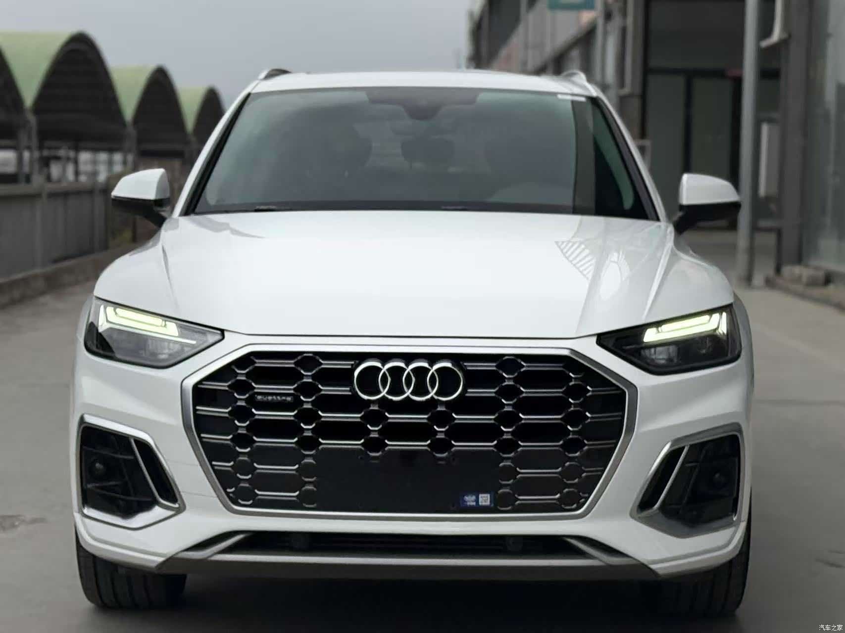 Audi Q5L, 2022 2