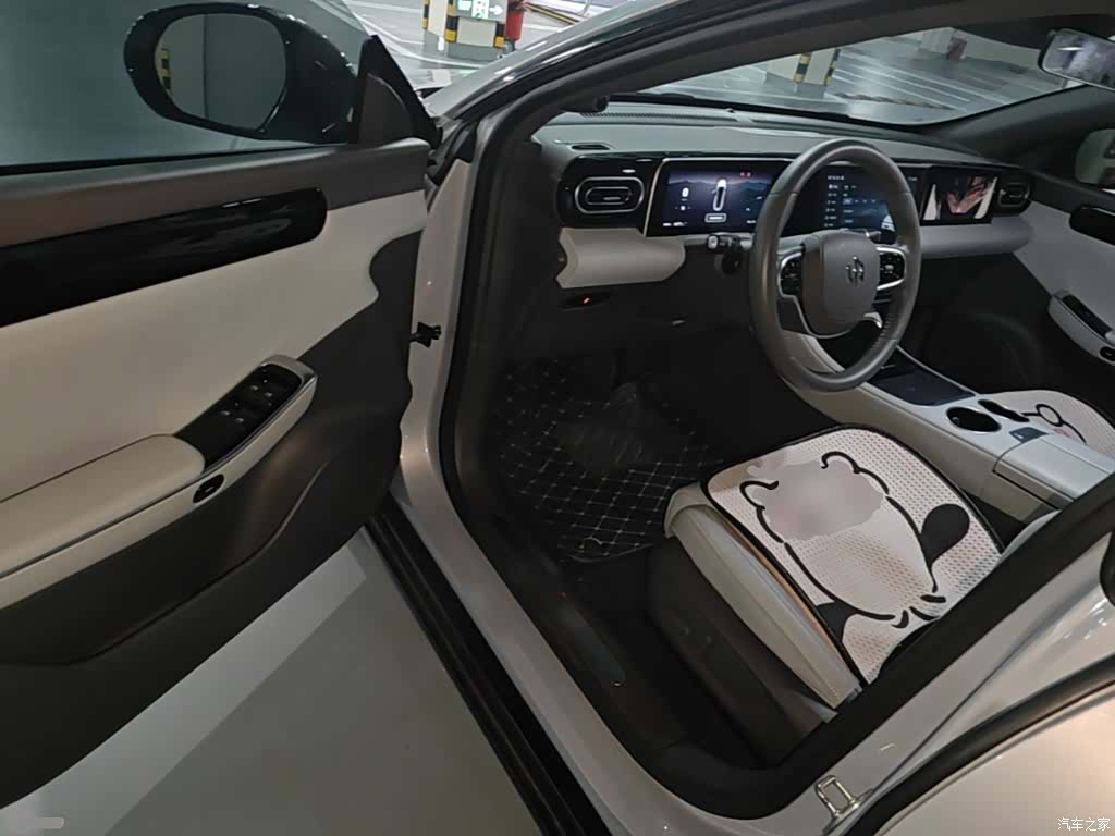 Leapmotor C01, 2023 16