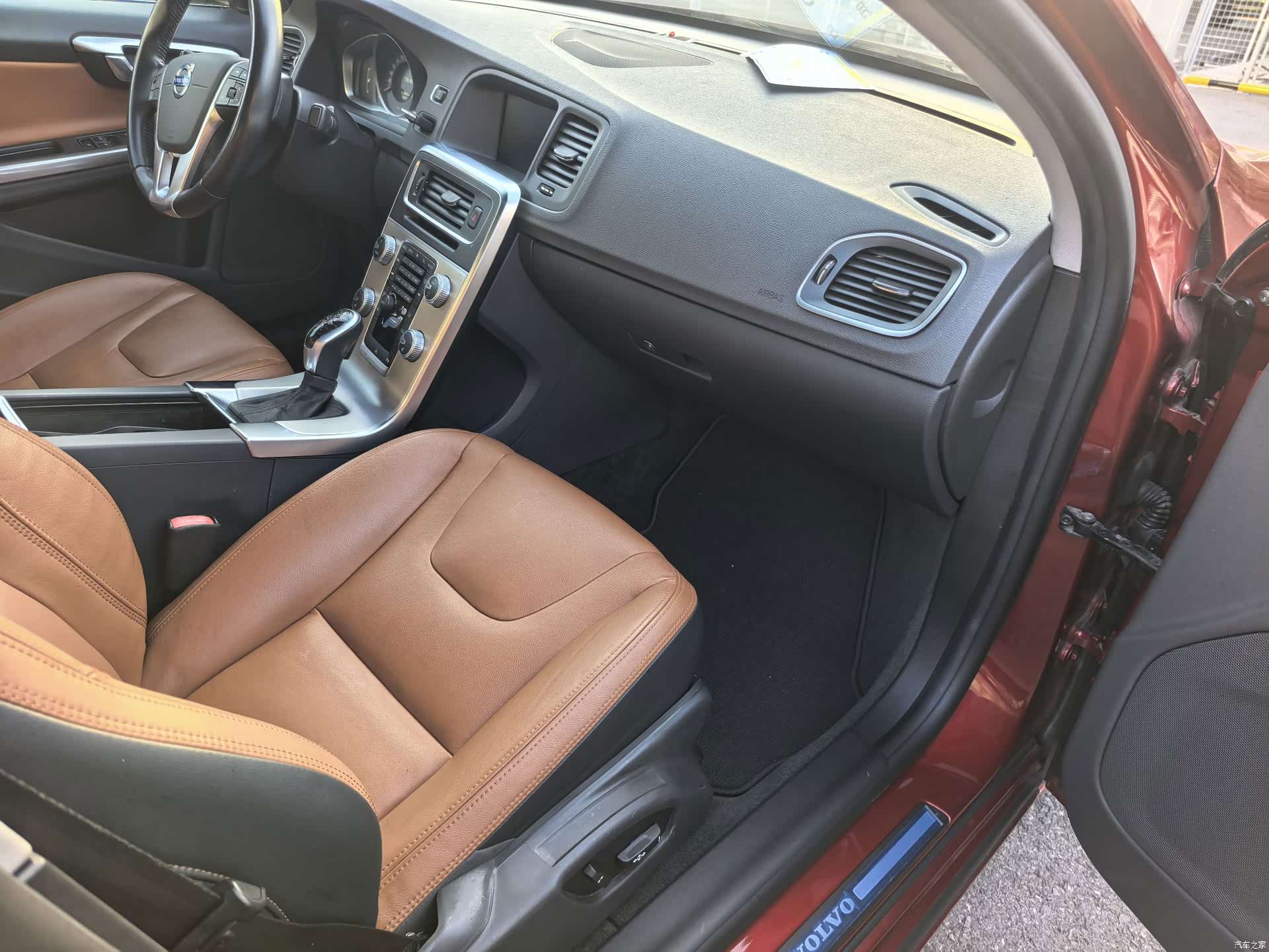 Volvo S60, 2016 16