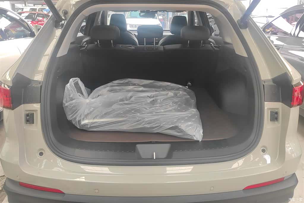 Haval H6, 2026 4