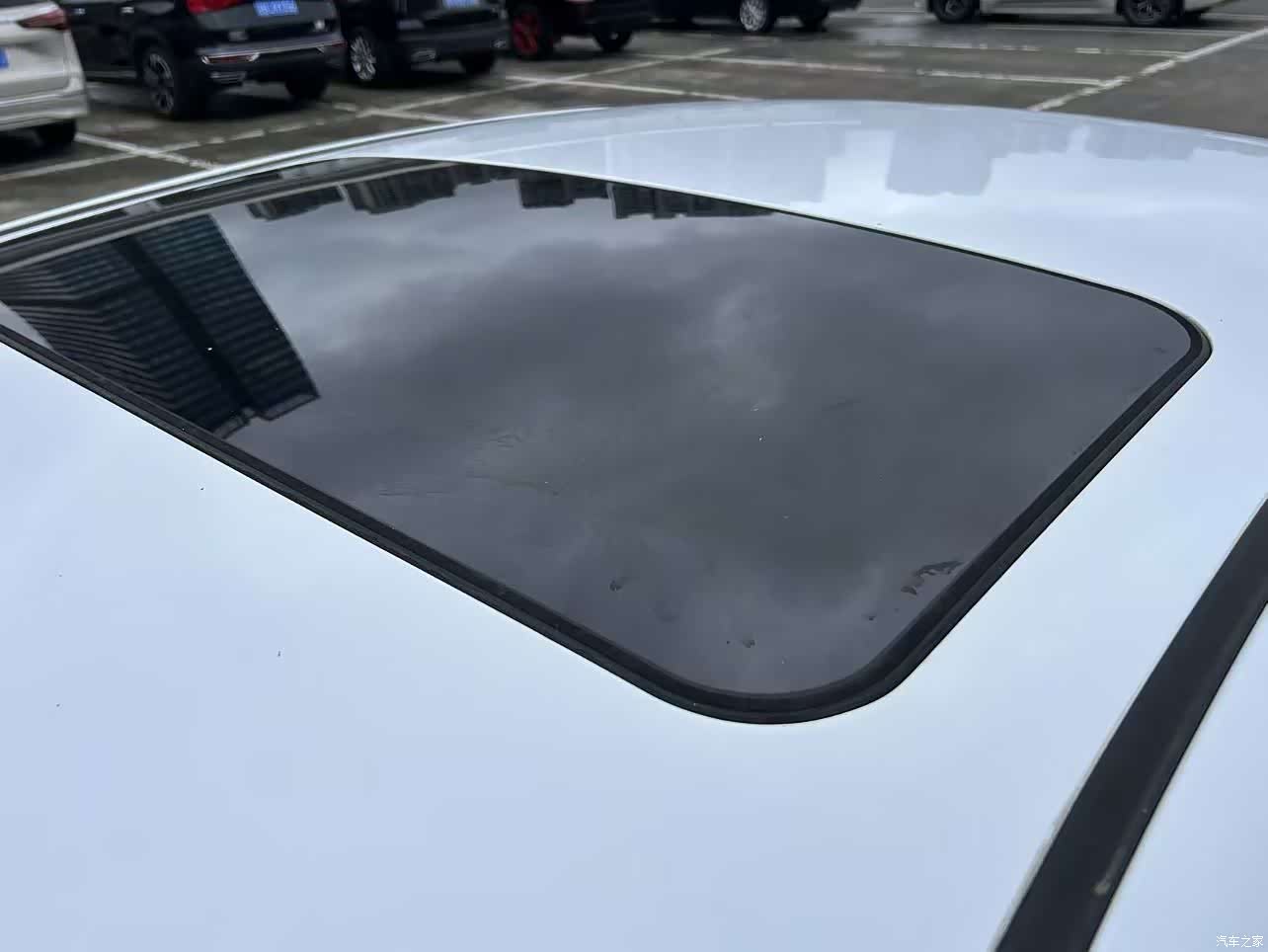 Geely V, 2019 14