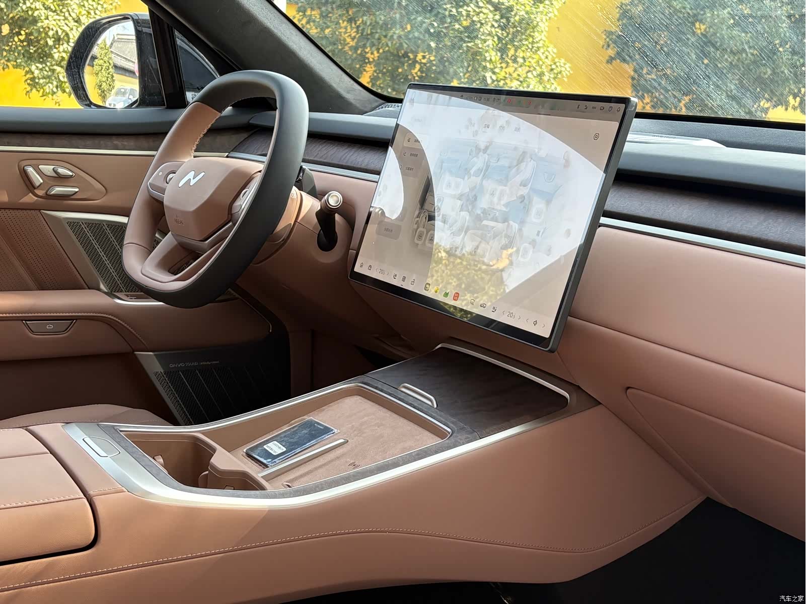 NIO L90, 2025 15