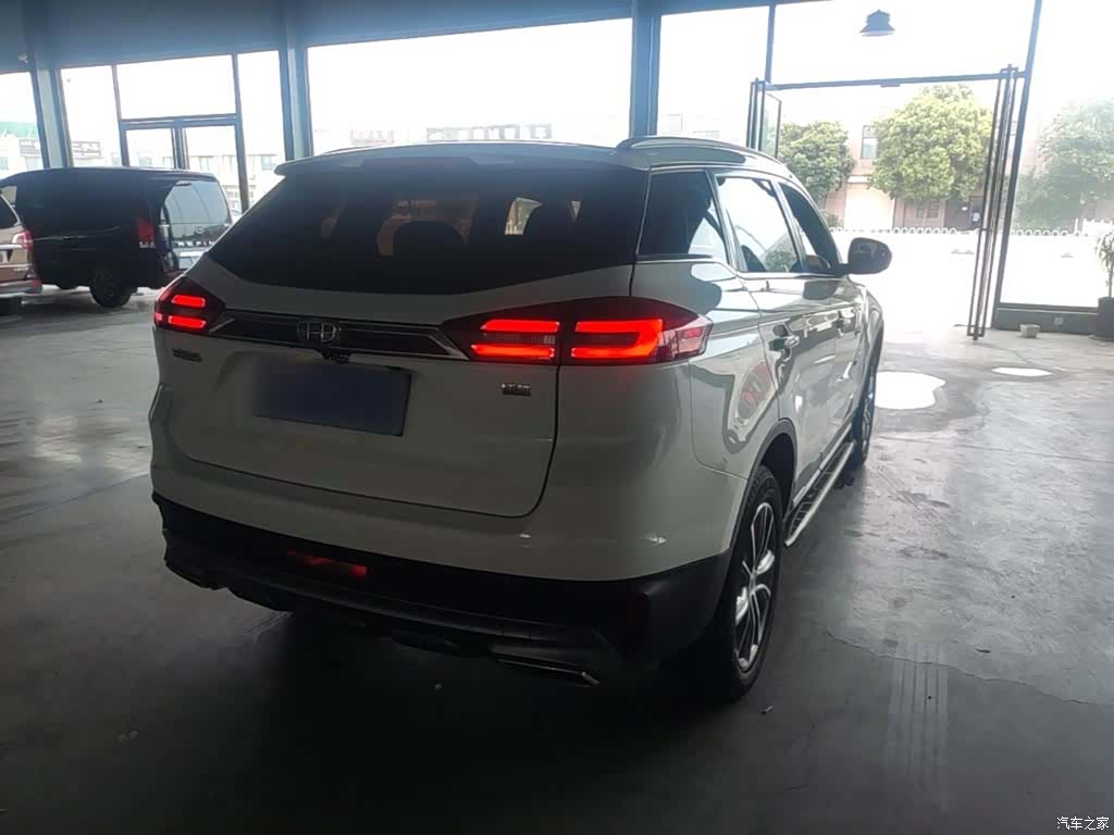 Geely Boyue, 2018 7