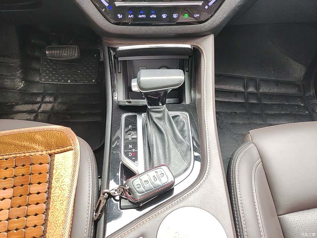 Changan CS35, 2019 14