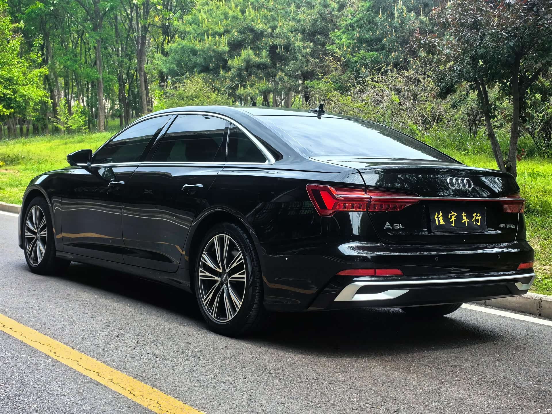Audi A6L, 2021 3