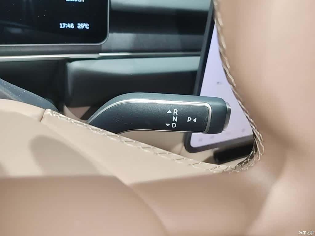 NIO ES6, 2025 14