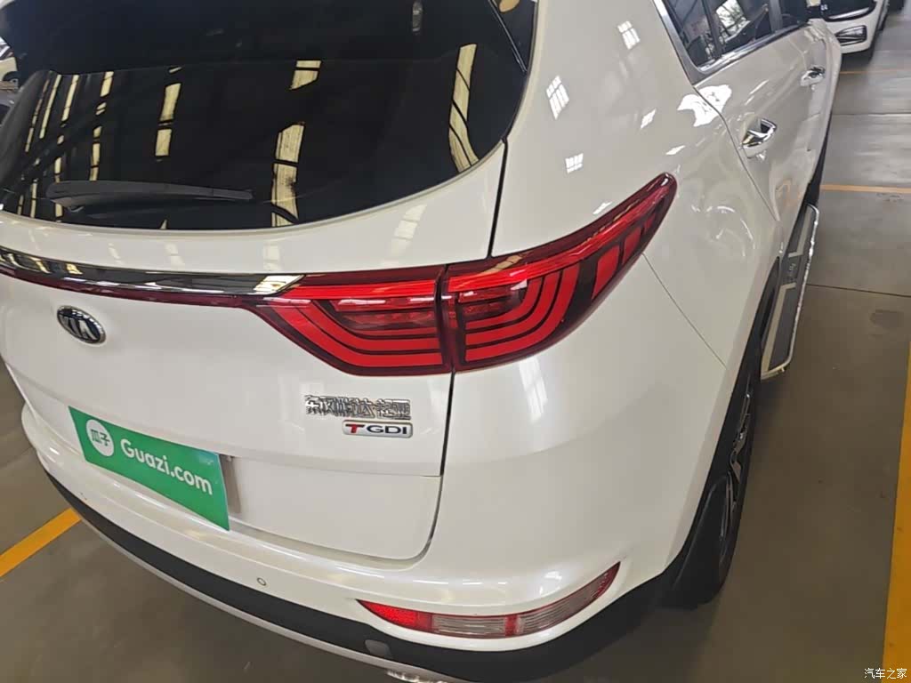 Kia KX5, 2017 8