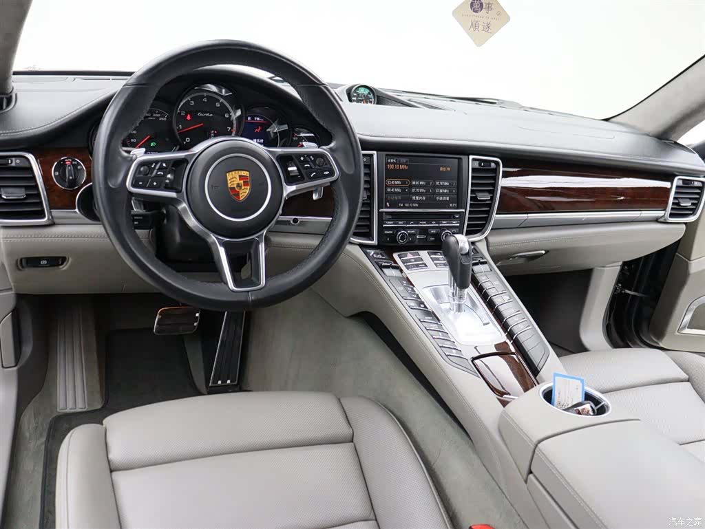 Porsche Panamera, 2011 10