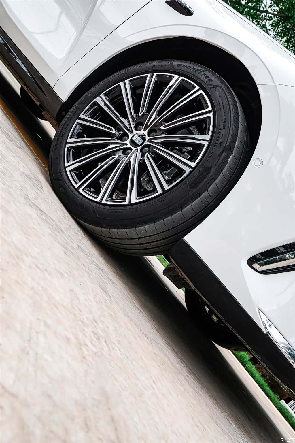 Geely 8, 2025 22