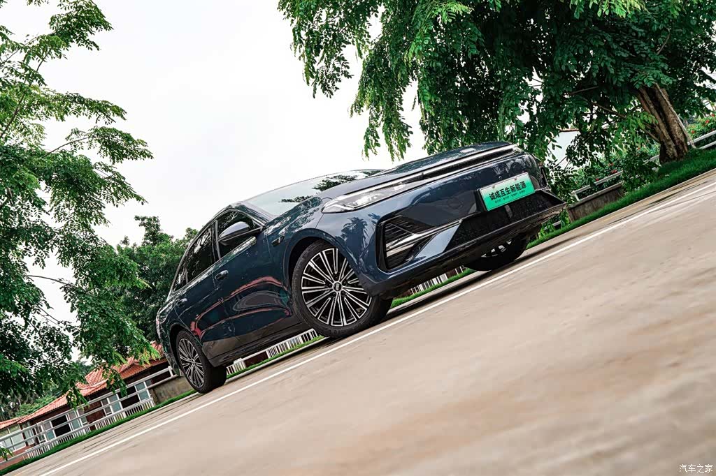 Geely A7, 2025 4