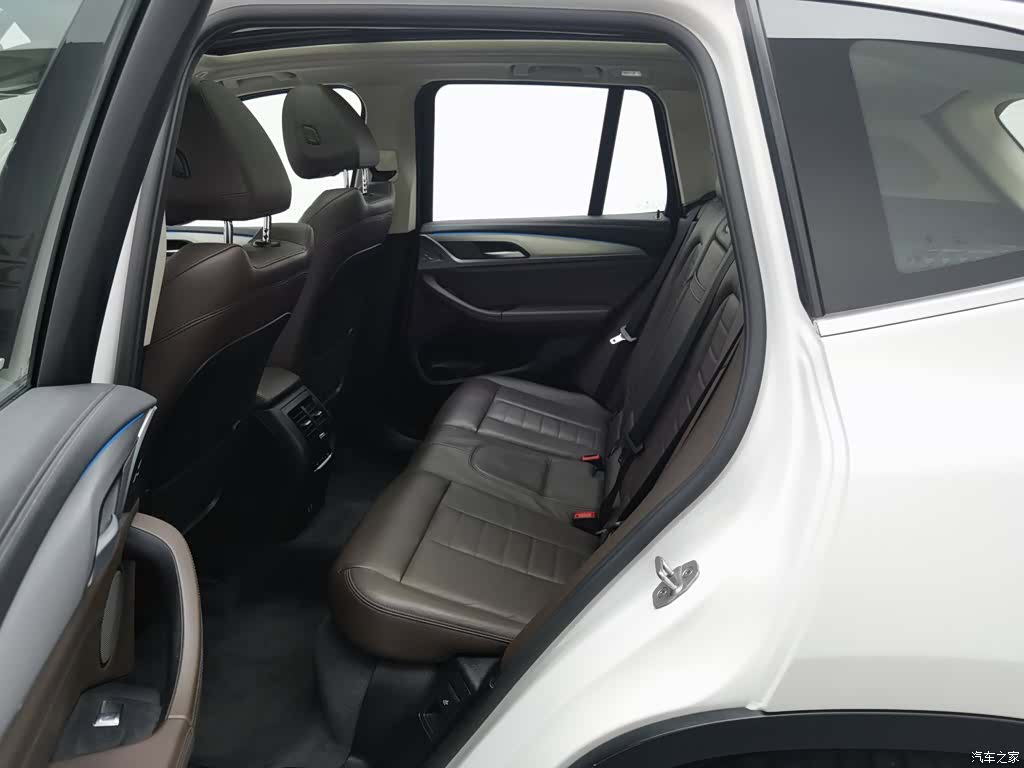 BMW iX3, 2021 15
