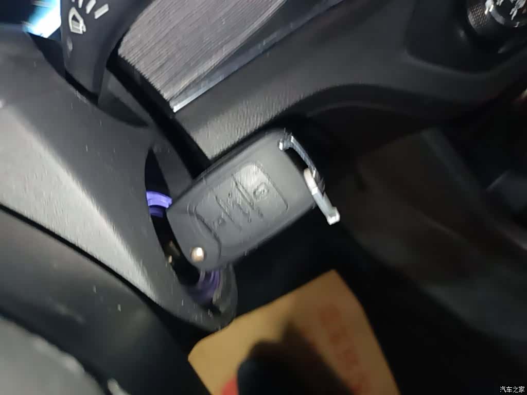 Wuling 360, 2018 9