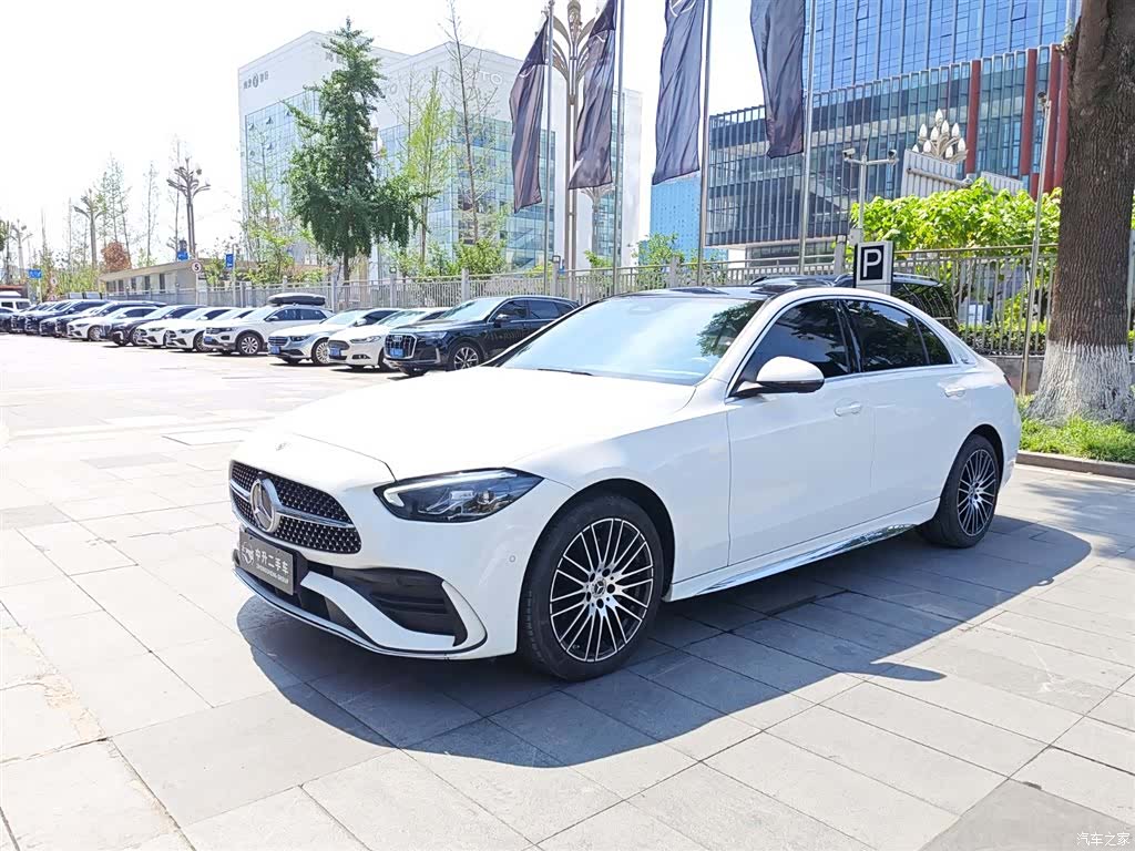 Mercedes-Benz C-Class, 2023 1