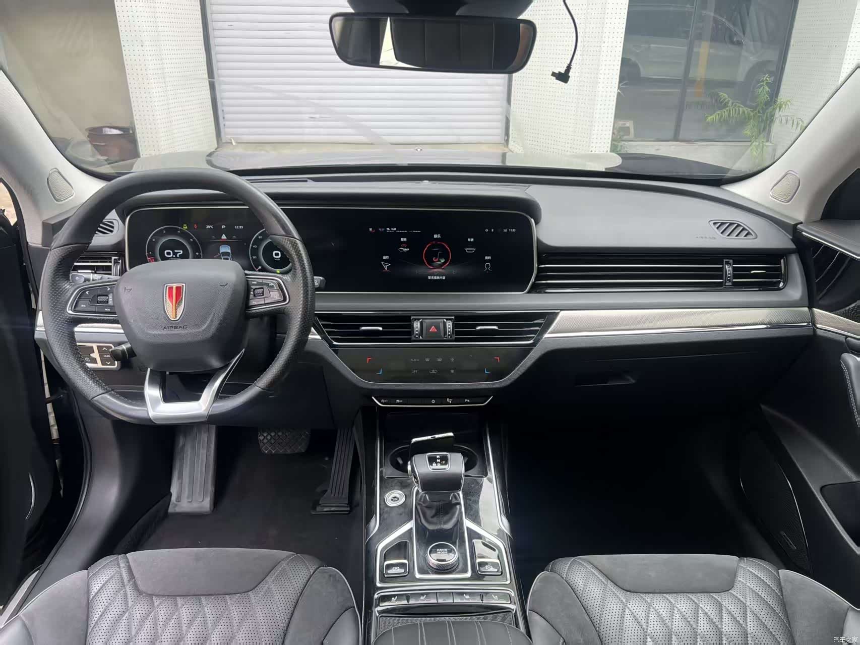 Hongqi HS5, 2021 7