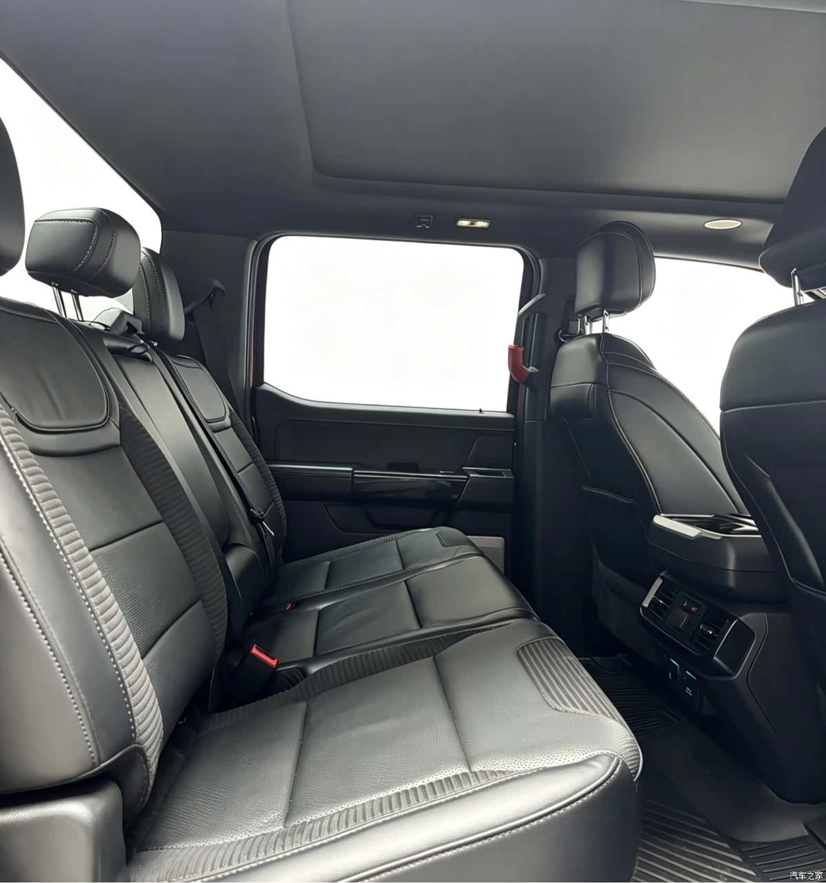 Ford F-150, 2024 11