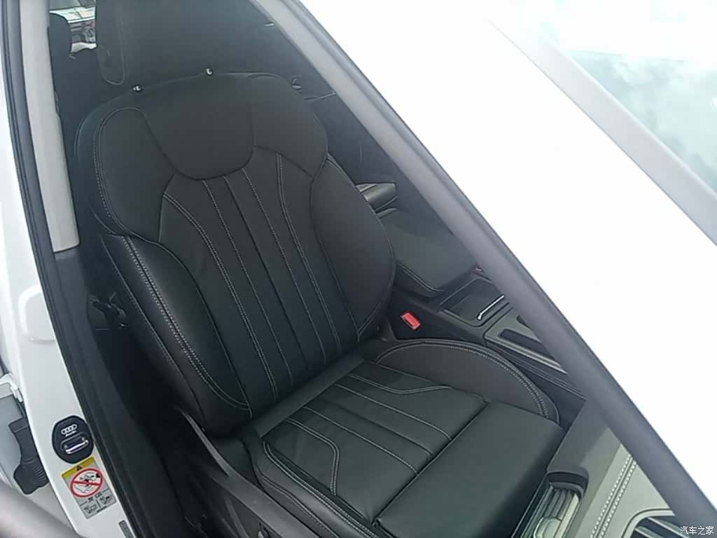 Audi Q5L, 2022 25