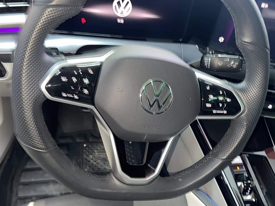 Volkswagen Lingdu
