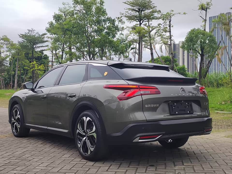 Citroen Versailles C5 X