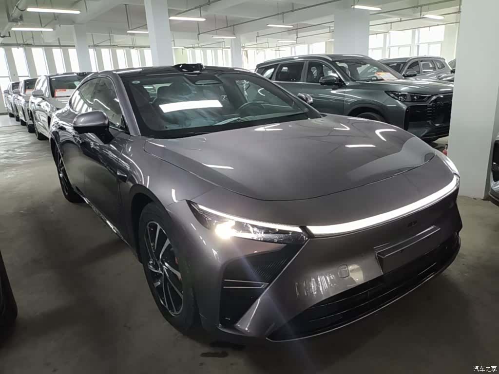 Exeed ES, 2025 4