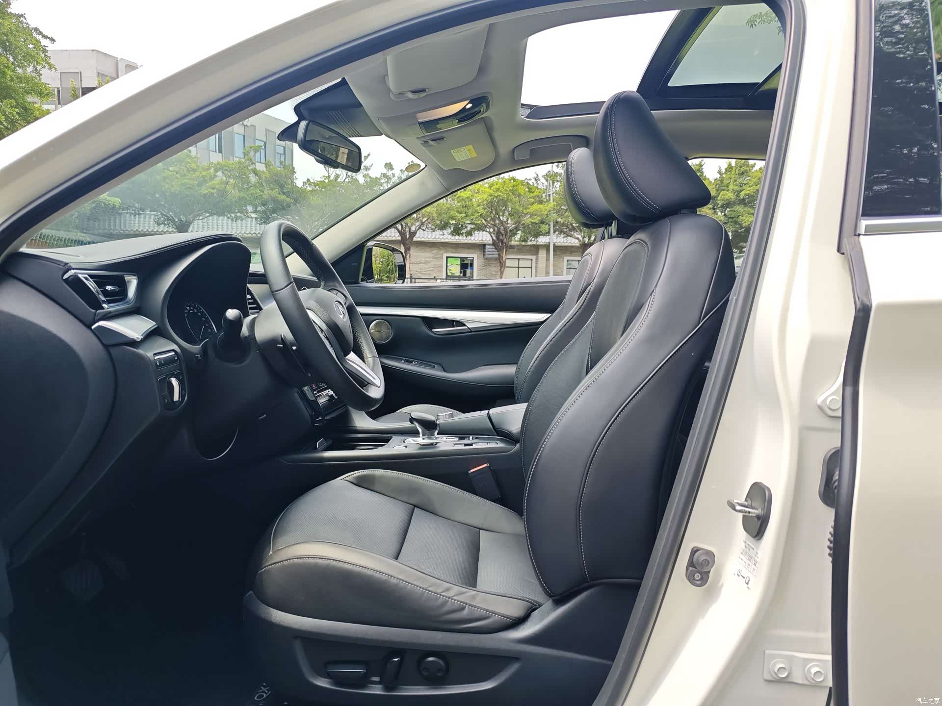 Infiniti QX50, 2024 все фото