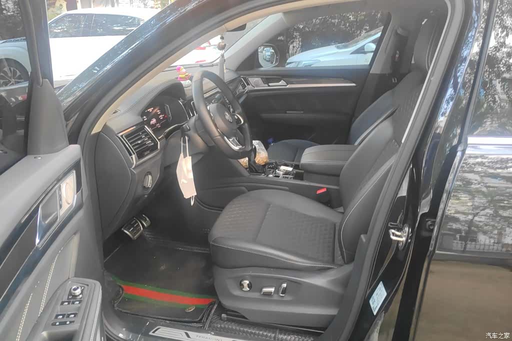 Volkswagen Teramont X, 2020 9