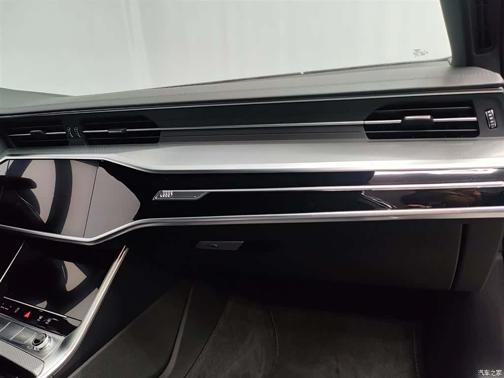 Audi A6L, 2024 17