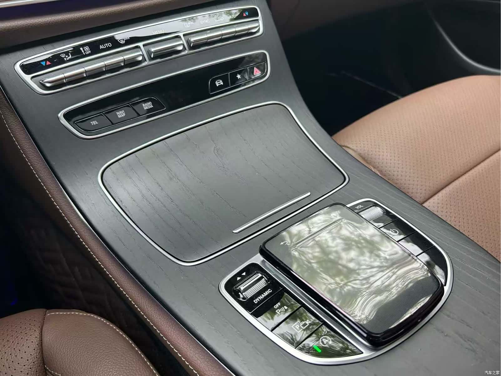 Mercedes-Benz E-Class, 2022 8