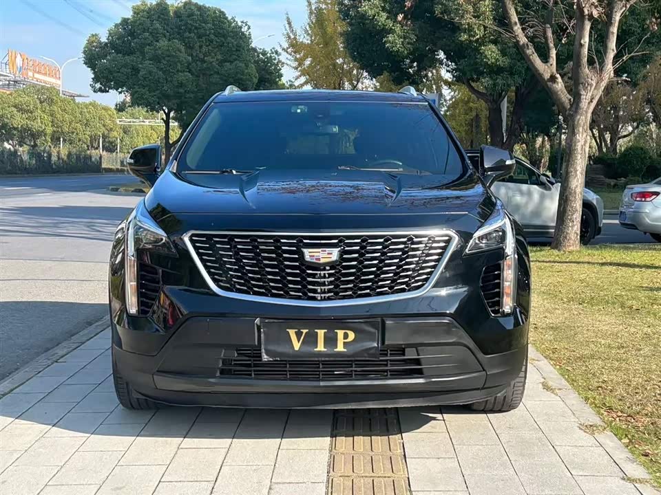 Cadillac XT4