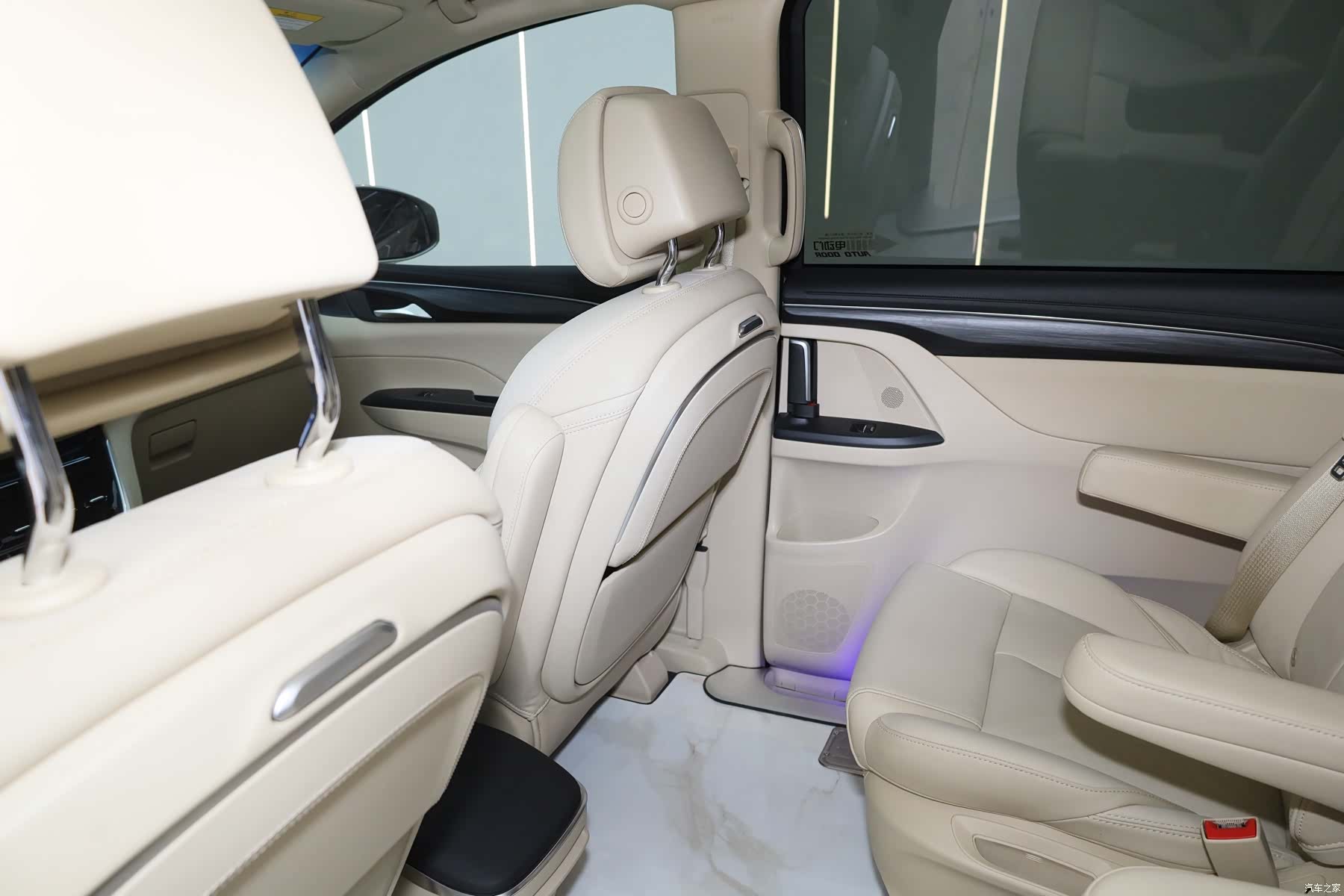 Buick GL8, 2024 19