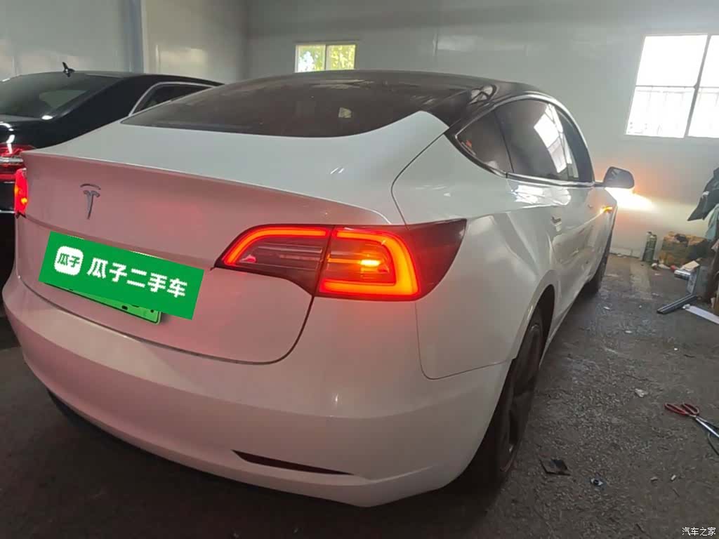 Tesla Model 3, 2020 8