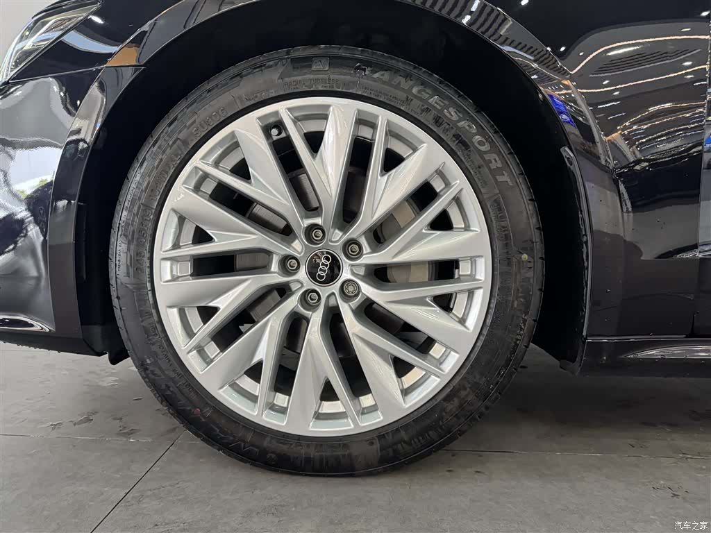 Audi A7L, 2024 8