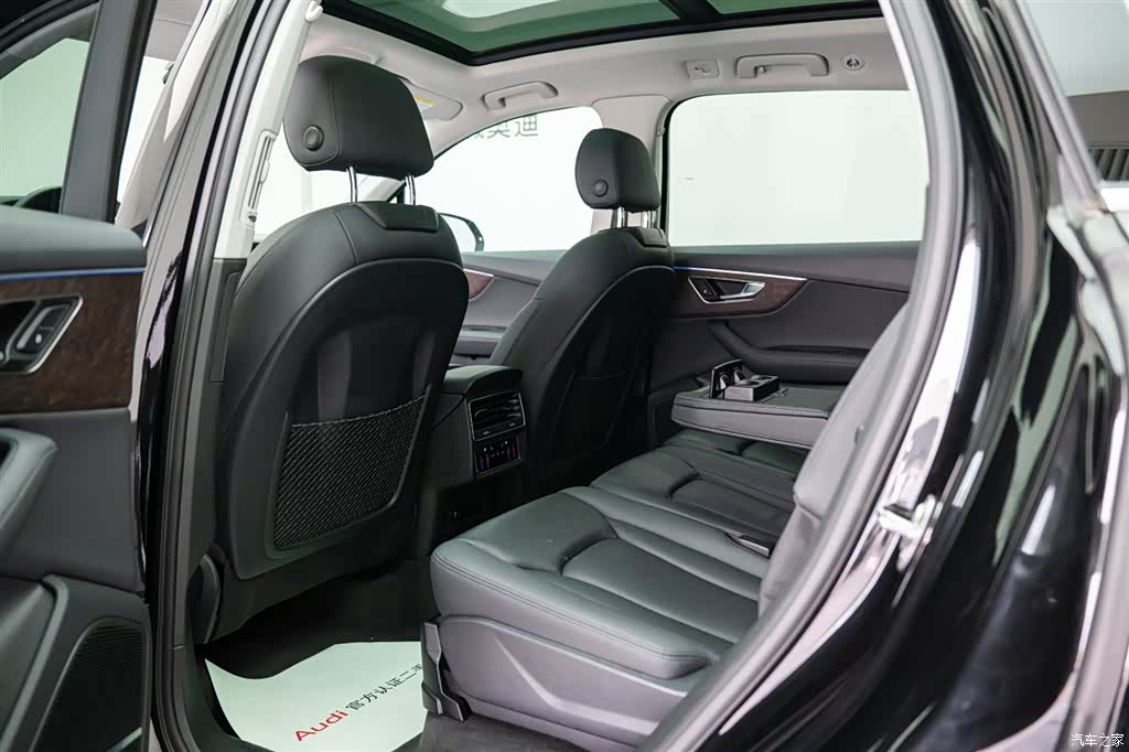 Audi Q7, 2023 7