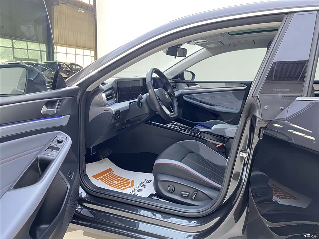 Volkswagen Lamando, 2022 14