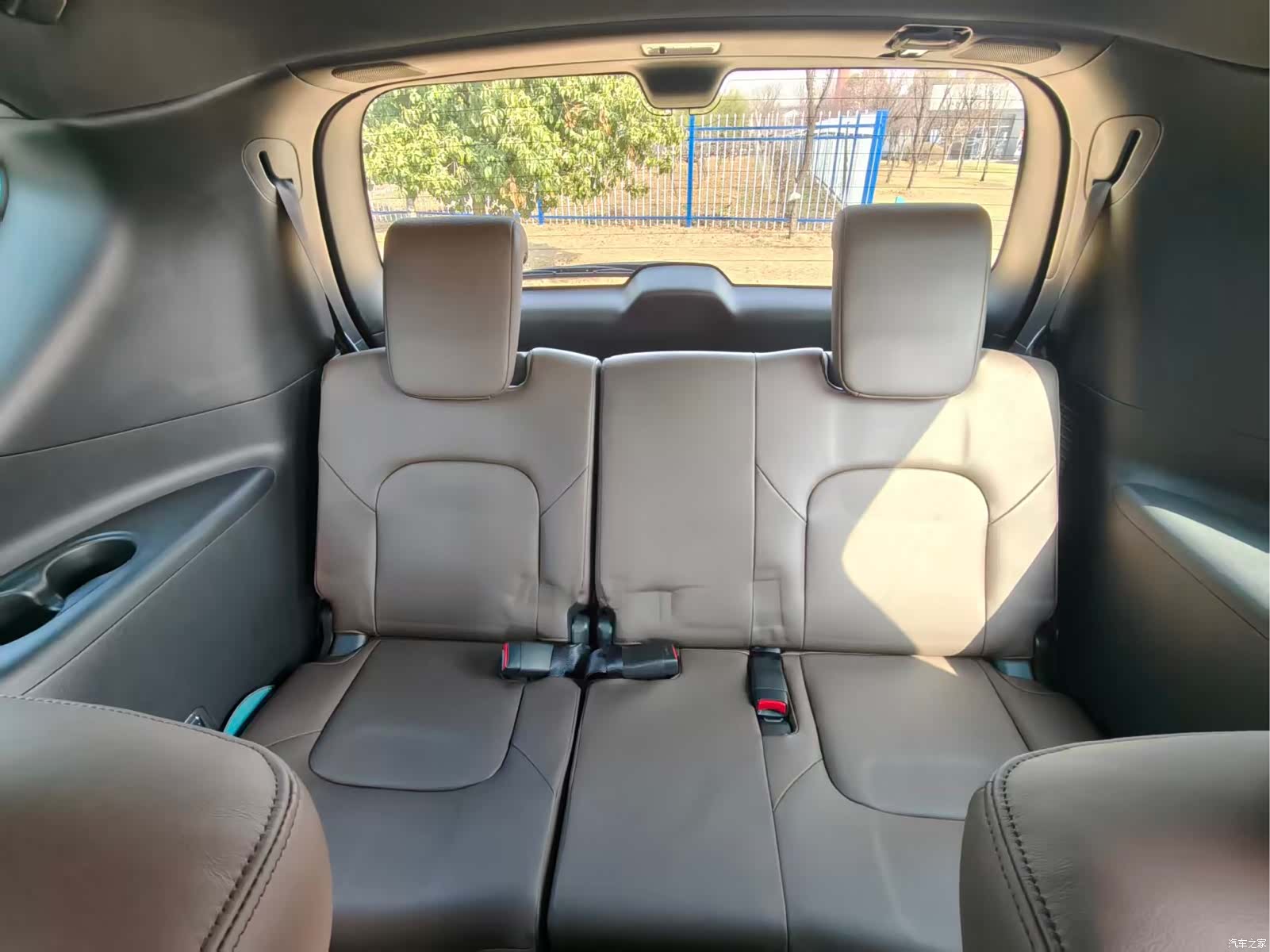 Nissan Patrol, 2024 9