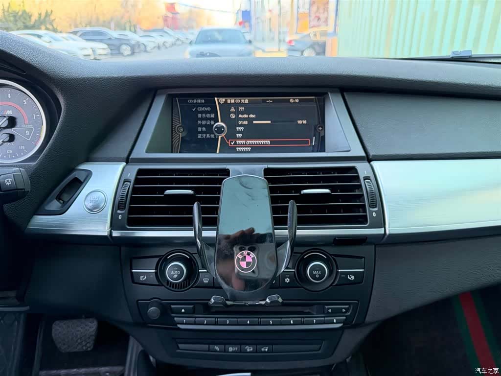 BMW X6, 2011 6