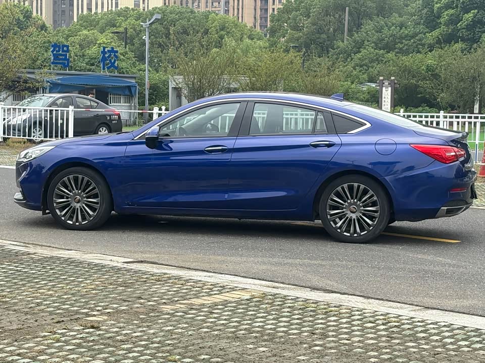 Hongqi H5 Hongqi H5