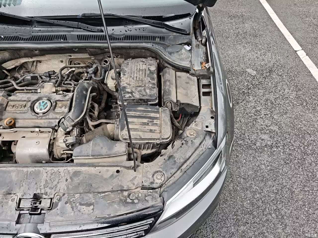 Volkswagen Sagitar, 2014 26