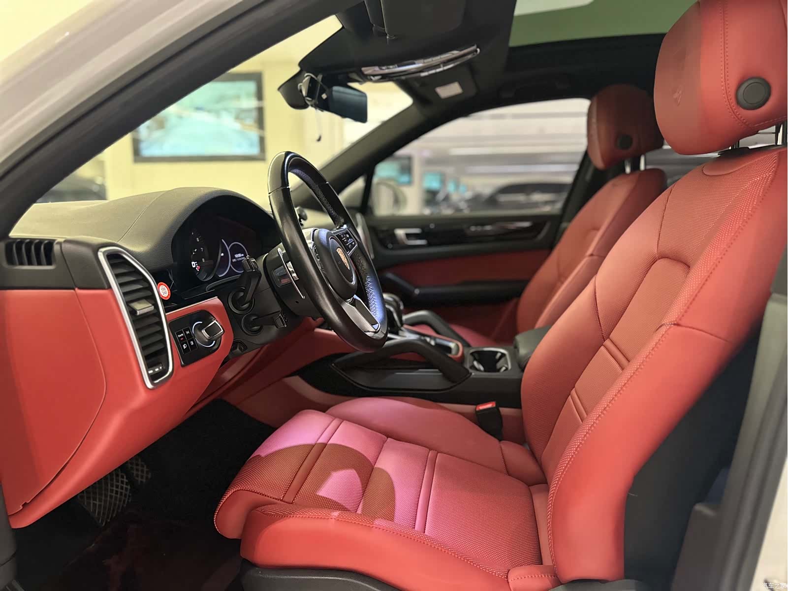 Porsche Cayenne, 2018 8