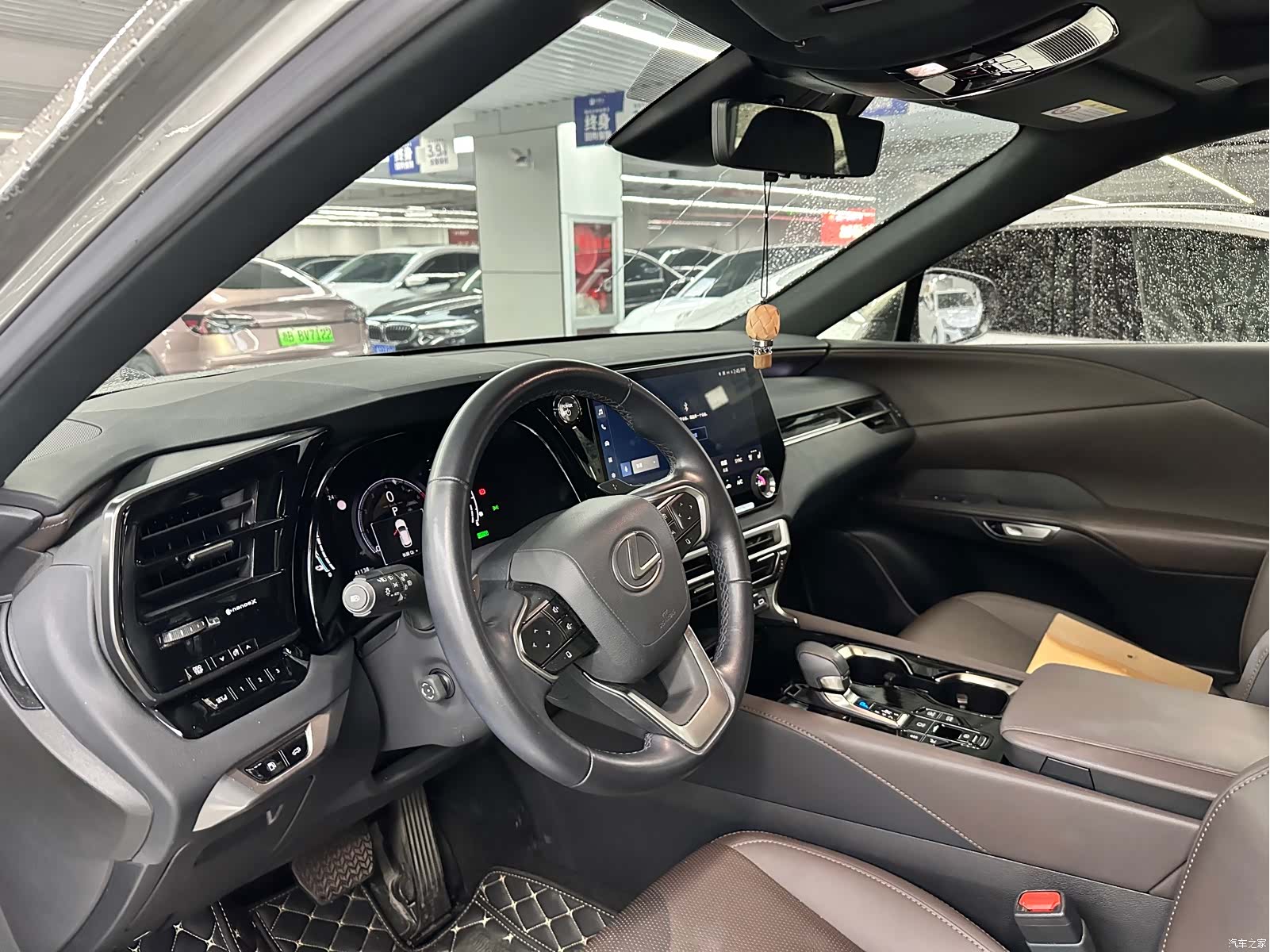 Lexus RX, 2023 7