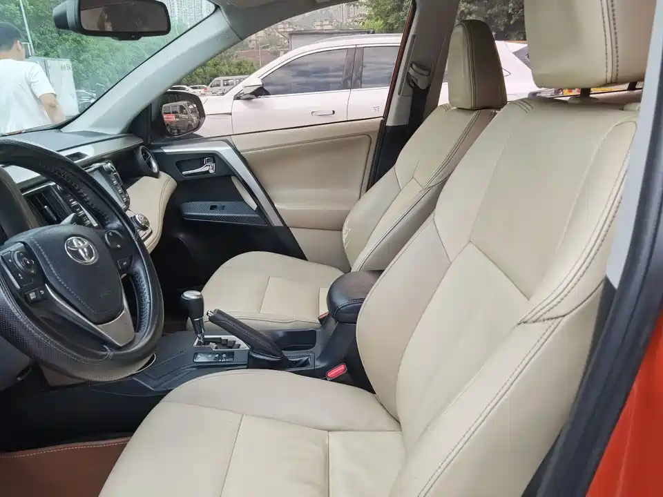 Toyota RAV4 Rongfang