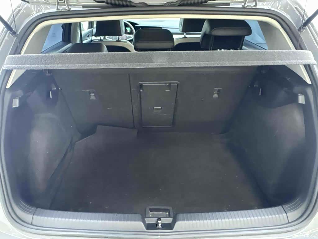 Volkswagen Golf, 2021 25