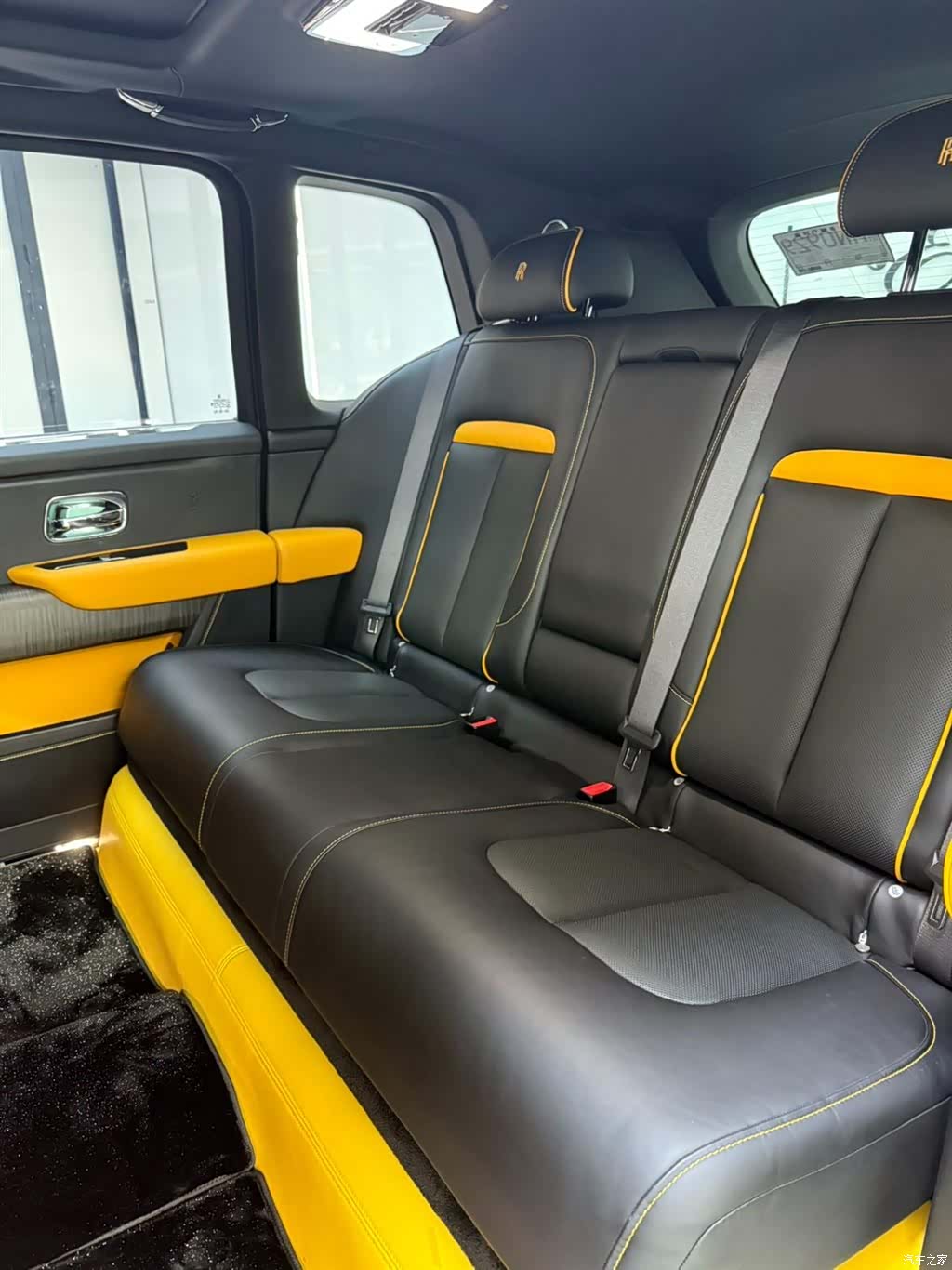 Rolls-Royce Cullinan, 2021 15