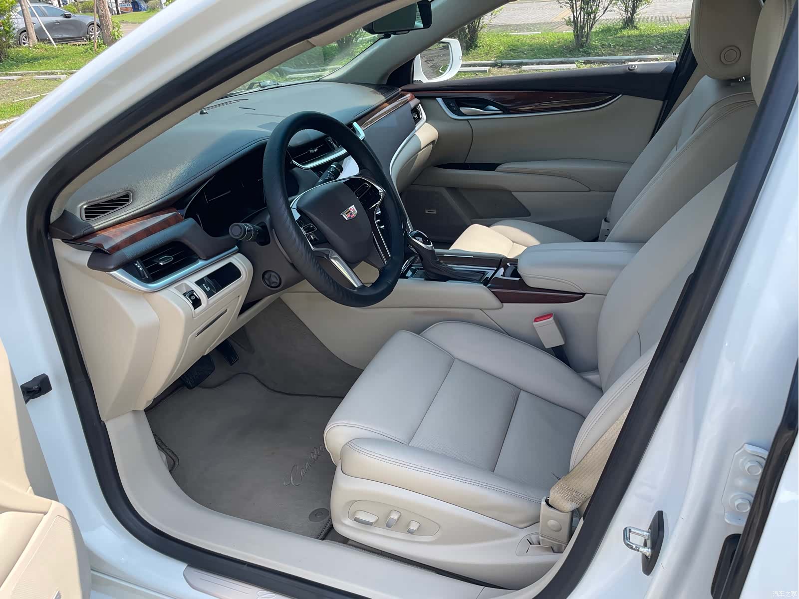 Cadillac XTS, 2017 15