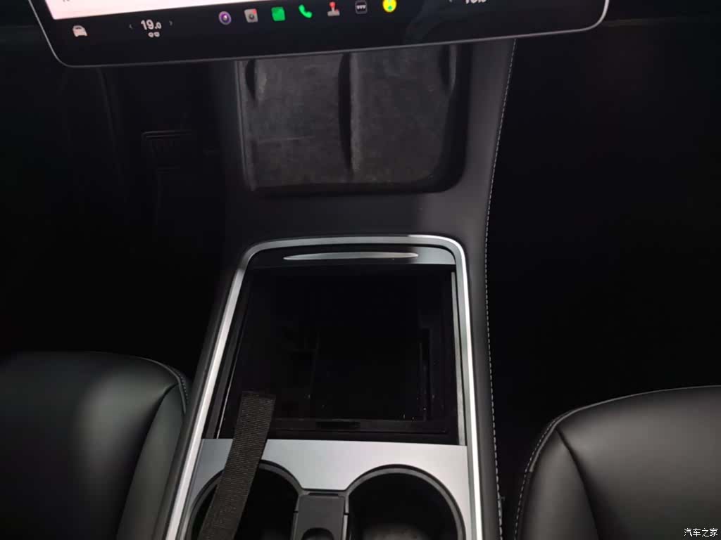 Tesla Model Y, 2021 10