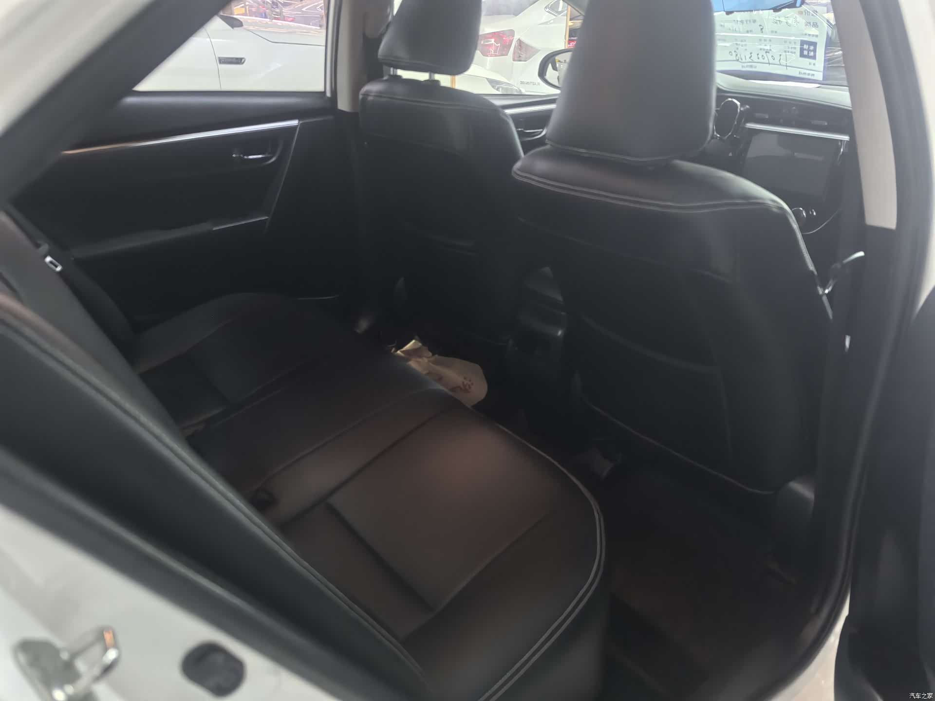 Toyota Corolla, 2017 11