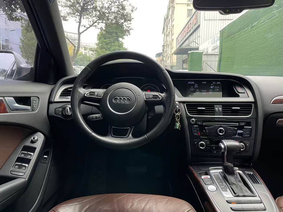 Audi A4L