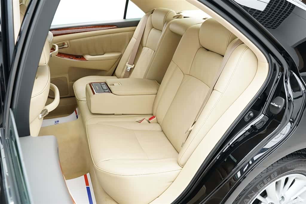 Toyota Crown, 2007 11